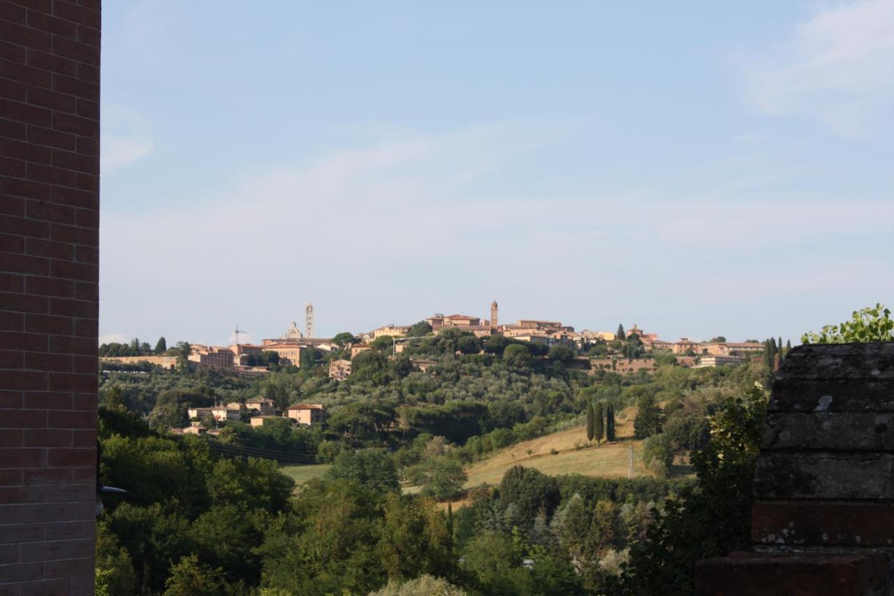 La Torre Di Caprera Daire Siena Dış mekan fotoğraf