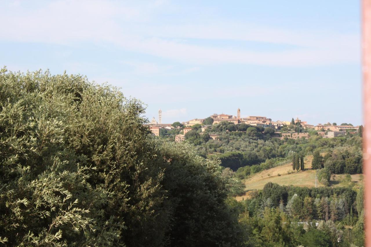 La Torre Di Caprera Daire Siena Dış mekan fotoğraf